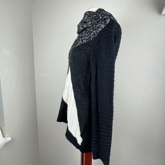 NWOT dressbarn Cowl Neck Sweater - Picture 3 of 7